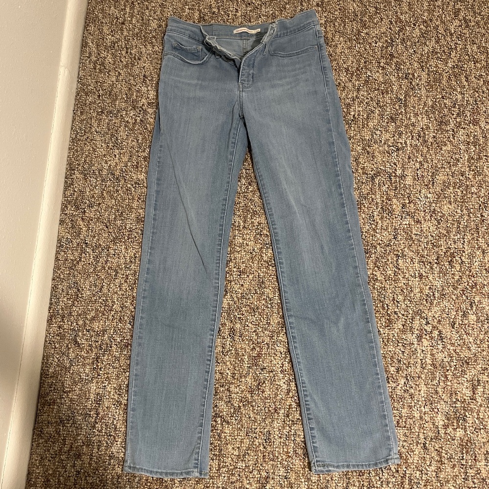 Levi’s Shaping Straight Jeans